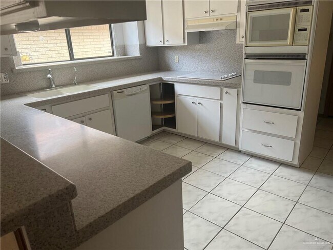 Building Photo - 307 Ashley Way