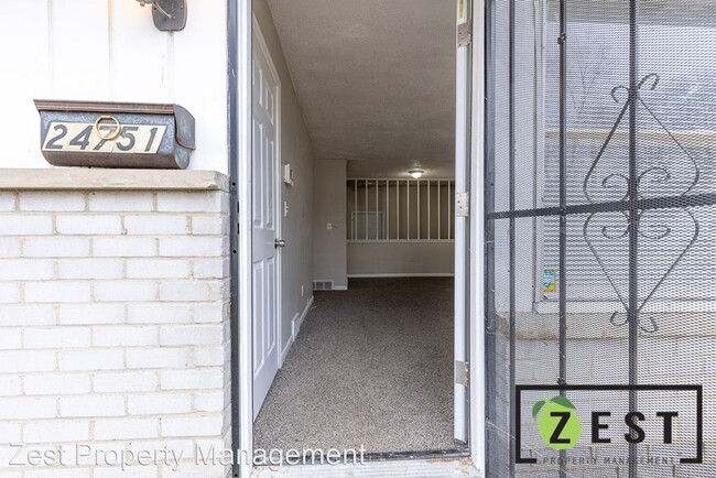 Building Photo - 3 br, 1 bath House - 24751 Pembroke