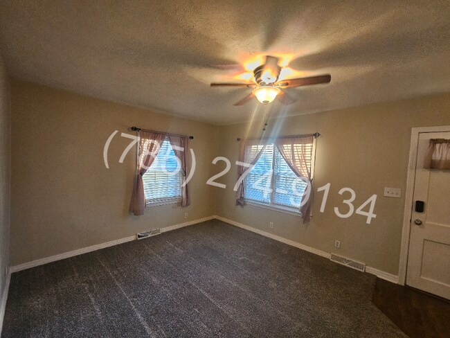 Foto del edificio - 859 S 10th St