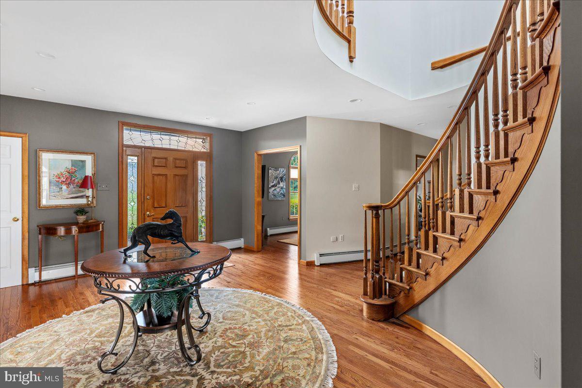 Foto principal - 556 Hopwood Rd