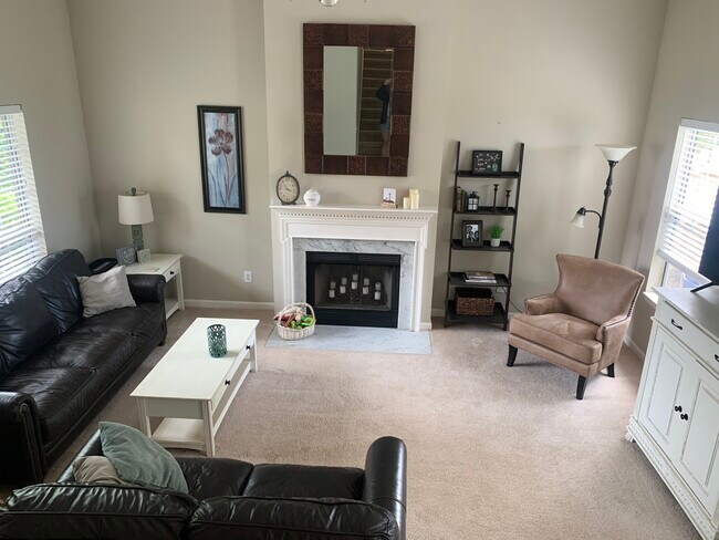 Foto principal - 9027 Tarrington Ln