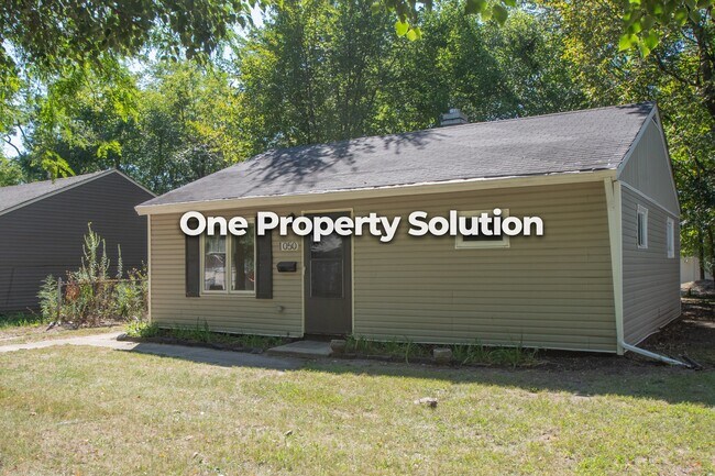 Building Photo - 1050 Durbin St