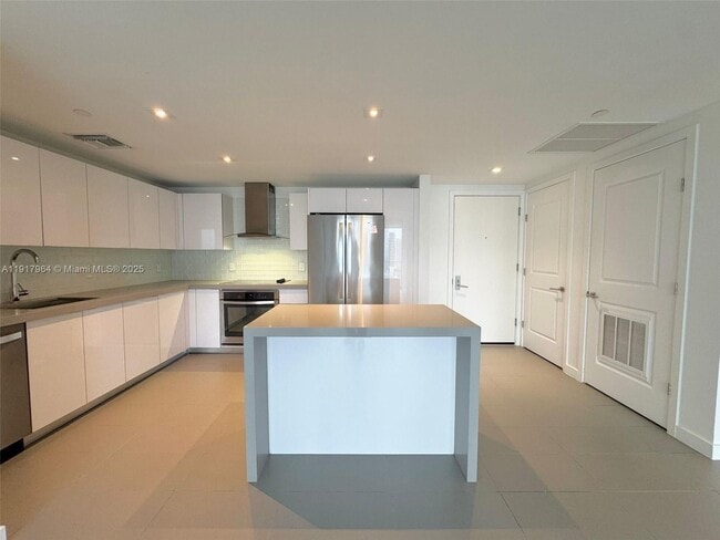 Foto del edificio - 1600 NE 1st Ave