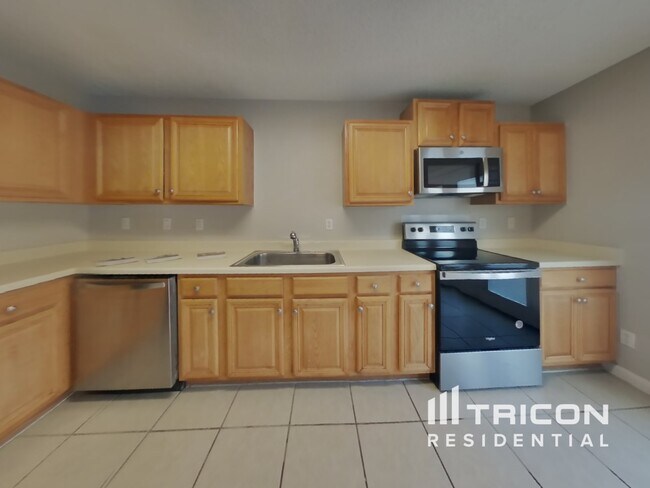 Foto del edificio - 5930 Encanto Point Dr
