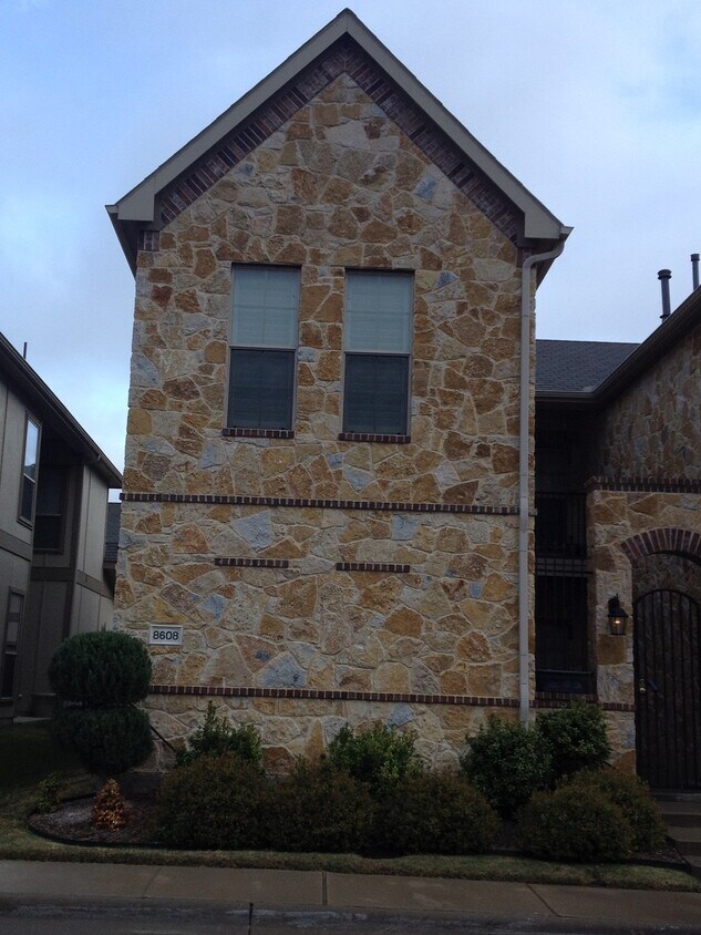 8608 Trolley Trail, McKinney, TX 75070 Townhome Rentals in McKinney