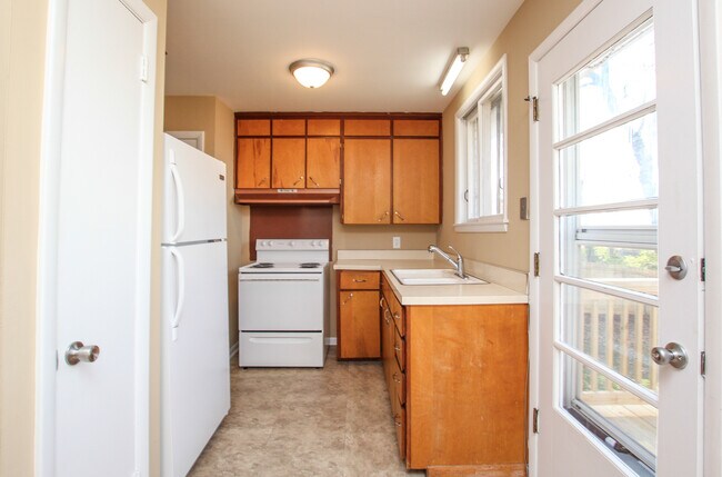 Foto del edificio - COMING SOON! Nashville! View the river fro...