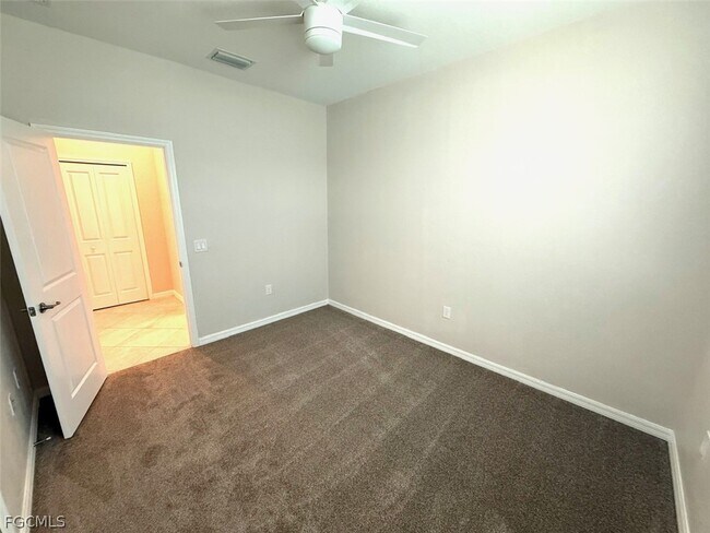 Foto del edificio - 14579 Palamos Cir