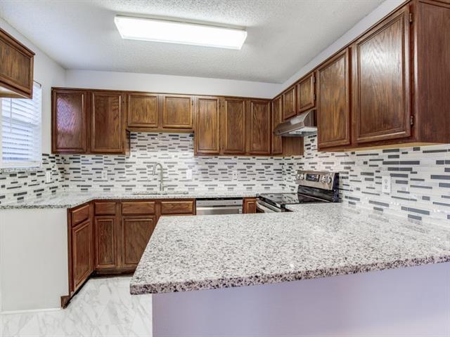 Foto del edificio - 571 Majestic Park Ln