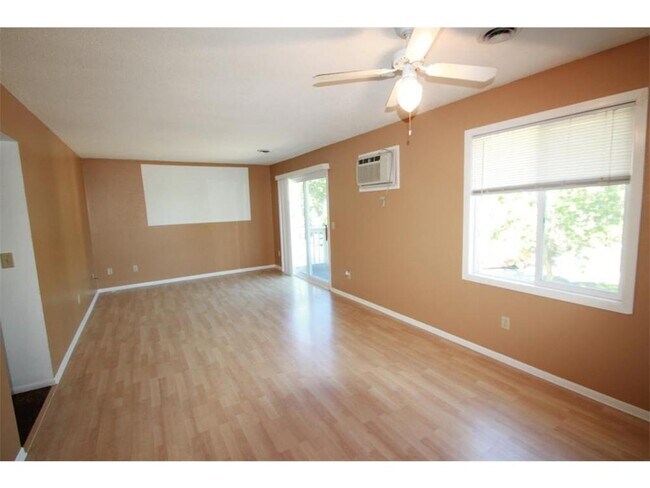 Foto del edificio - 949 Wescott Trail