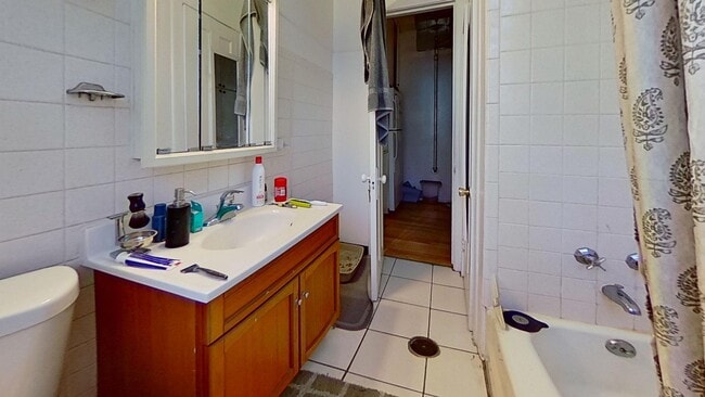Foto del edificio - East Lakeview Garden Studio includes Heat