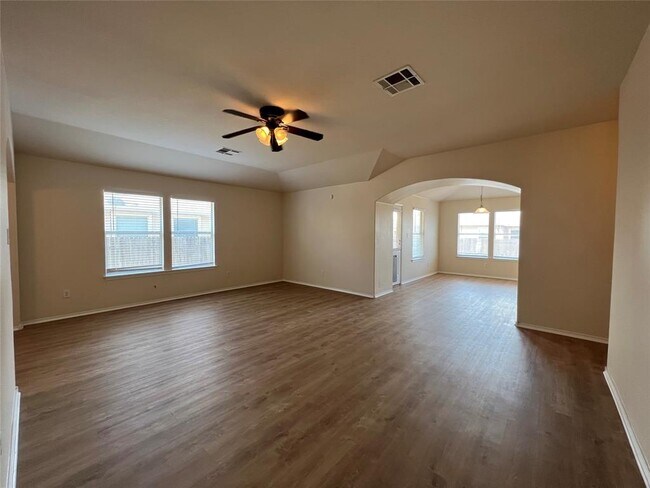 Foto del edificio - 1108 Reagan Wells Dr