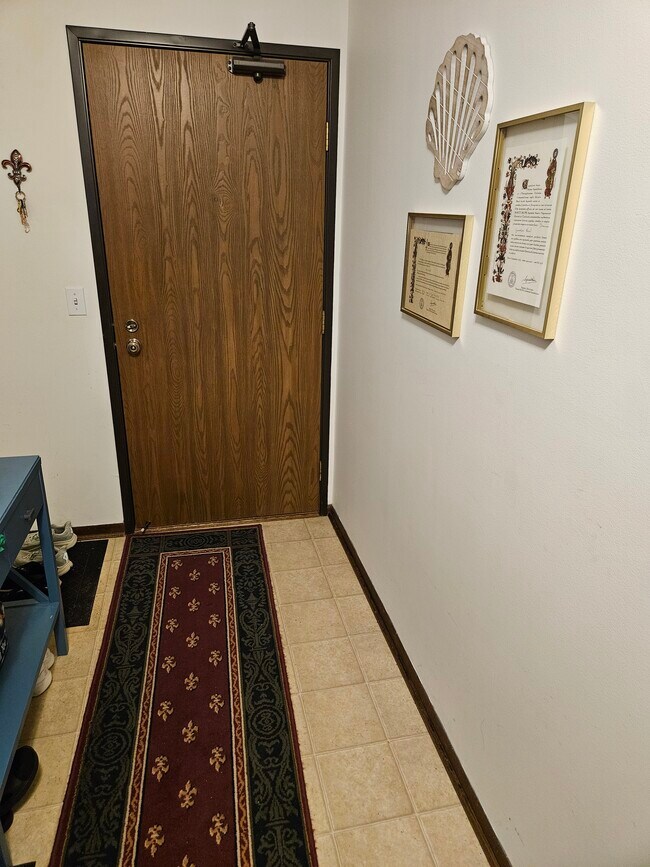 Foto del edificio - 5697 Green Circle Dr