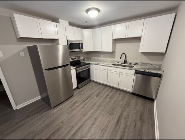 Kitchen - Laurens Street Station