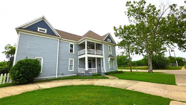Building Photo - 145 N Kealy Ave
