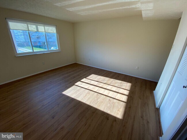 Foto del edificio - 19617 Gunners Branch Rd