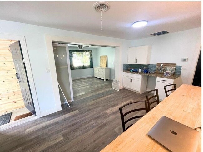 Foto del edificio - 1710 SW 6th Ave