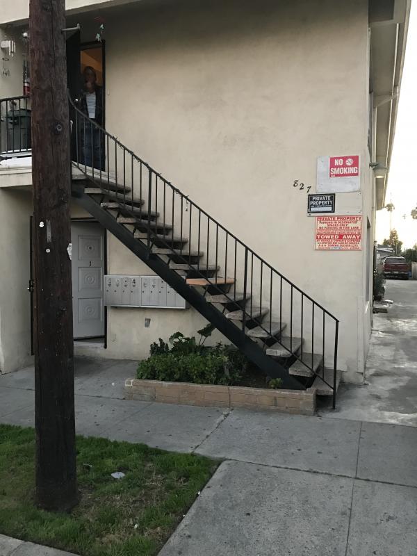 Primary Photo - 827 N Marine Ave