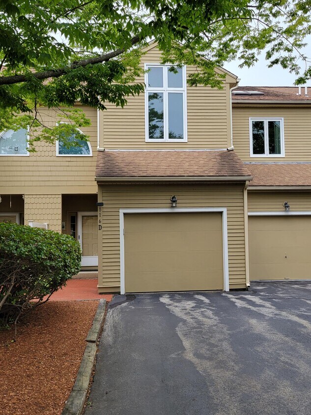 Foto principal - 116 Broadmeadow St