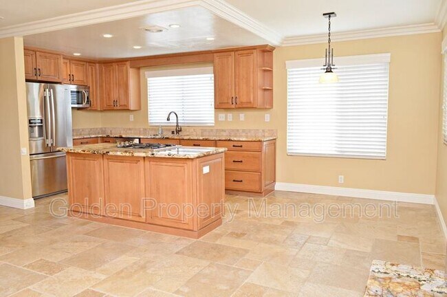Building Photo - 3460 Mission Mesa Way
