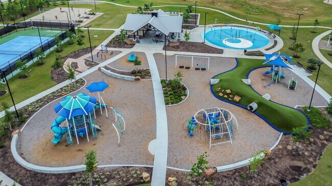 Foto del edificio - 21003 Bay Vlg Dr