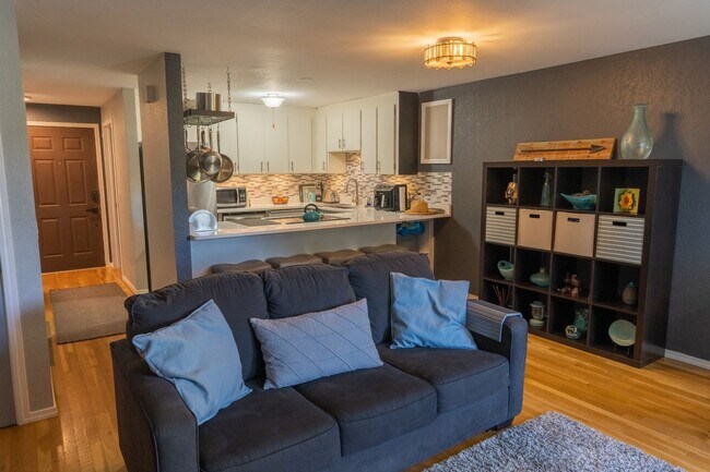 Foto del edificio - 2Bd/1.5Ba Shoreline Condo