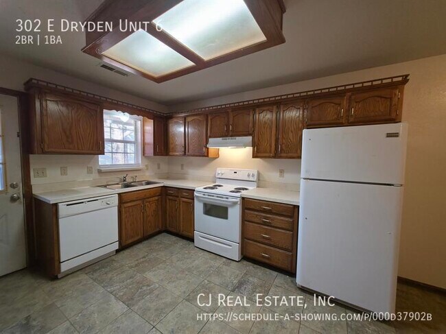 Foto del edificio - 302 E Dryden St