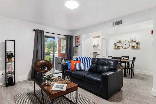 Foto del edificio - 2360 SW Archer Rd