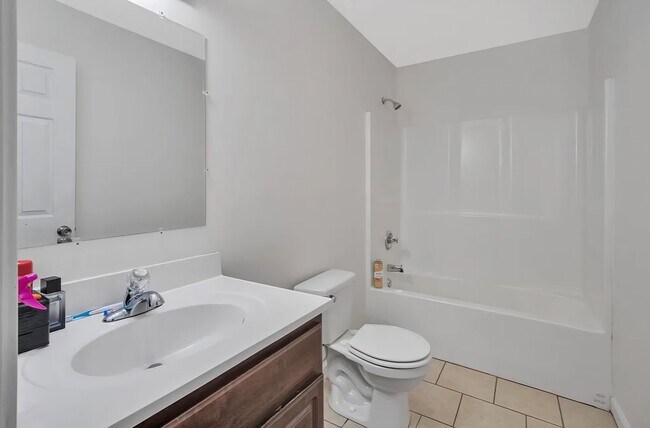 Foto del edificio - 1863 Country Meadows Dr
