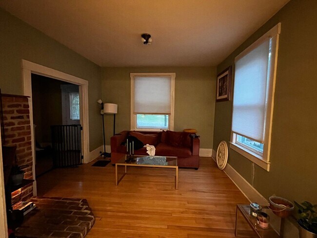 Foto del edificio - Charming 3BR House in Ann Arbor