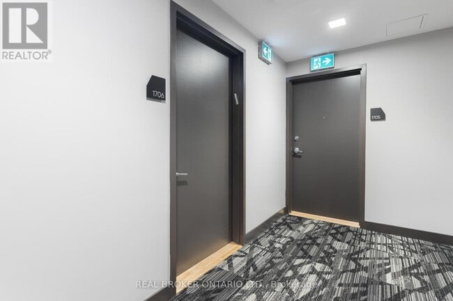 Building Photo - 20 Daly Ave