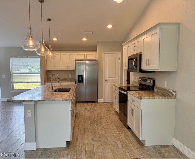 Foto del edificio - 606 NE 16th Terrace