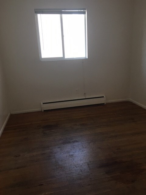 Building Photo - 3050 Madison Ave