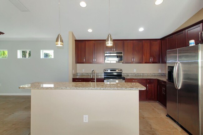 Building Photo - 12476 Shimmering Oak Cir