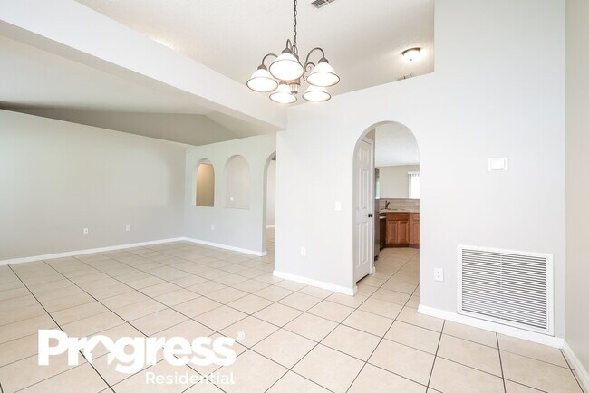 170 Mediterranean Ct photo'