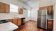 Foto principal - 1113 E 2nd St