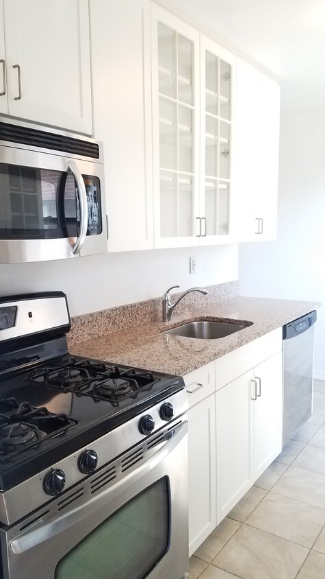 Foto principal - 266 Pelham Rd