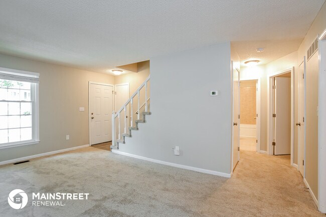 Building Photo - 6901 N Chas Dr