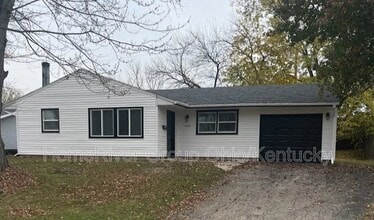 Building Photo - 1234 Hemlock Dr