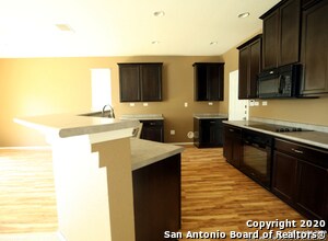 Building Photo - 822 Trilby