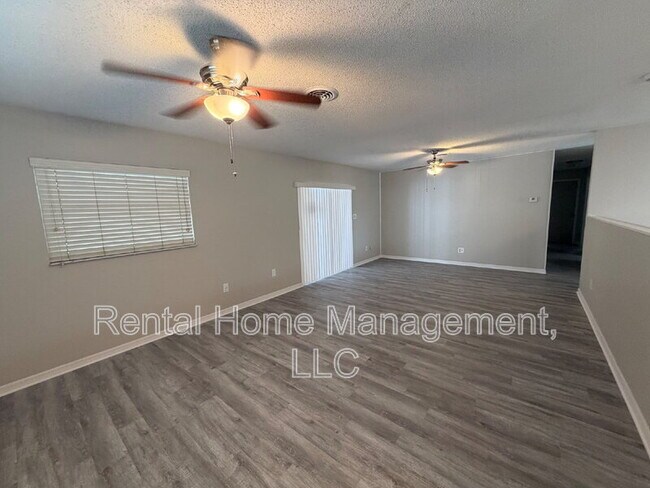 Building Photo - 769 Hendrix Ave