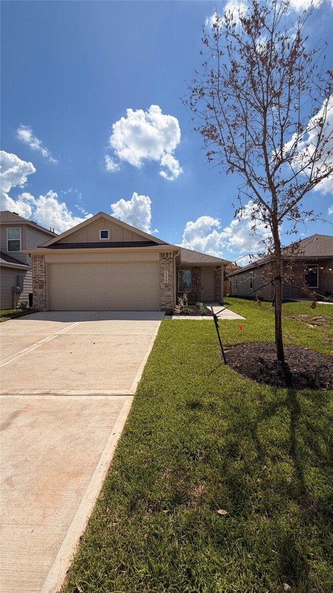 Building Photo - 15019 Tremaine Ct