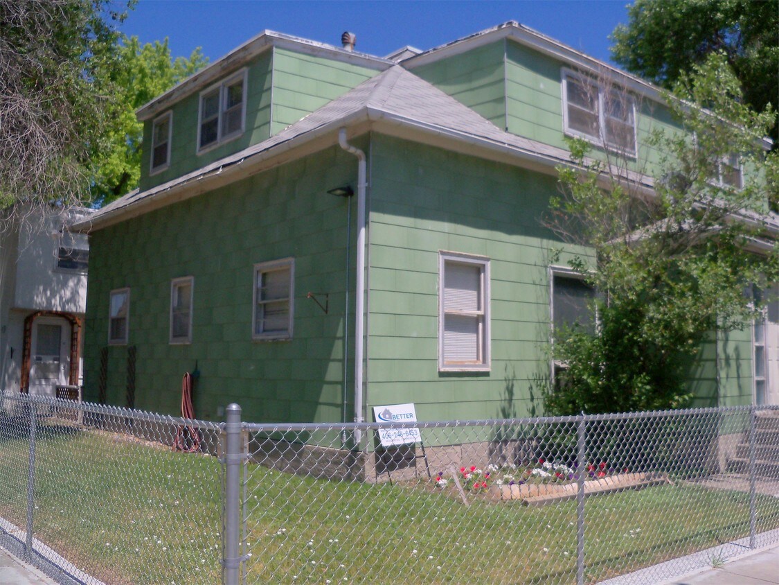 Primary Photo - 2221 2nd Ave N