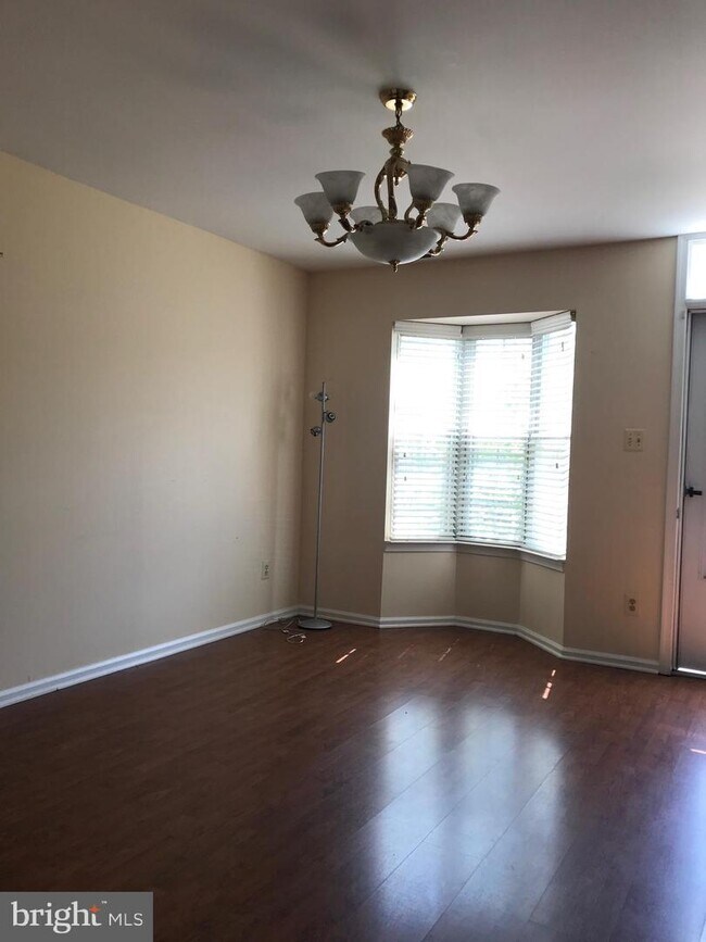 5515 Woodlawn Manor Ct Alexandria, VA 22309 Alquileres en Alexandria