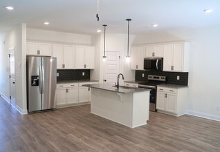 Building Photo - 57 Calluna Dr