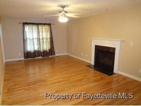 Building Photo - 3 br, 2.5 bath House - 1525 Ellie Avenue