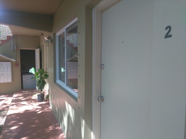 Foto del edificio - 6310 SW 79th St