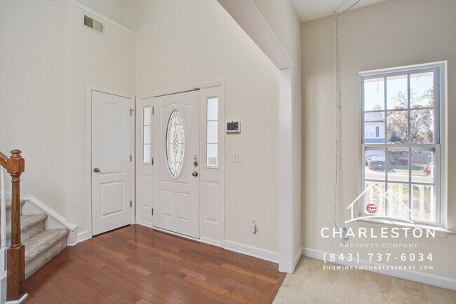 Foto del edificio - 156 Red Leaf Blvd