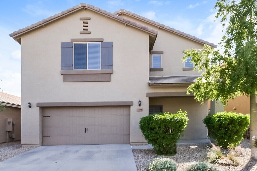 Foto principal - 4393 W Crescent Rd