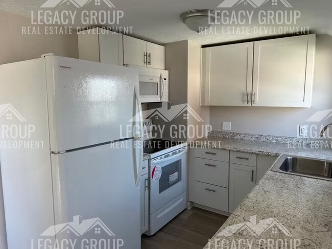 Foto del edificio - 2216 Mt Vernon Ave