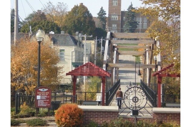 Waterfront Park - 200 N Jackson St